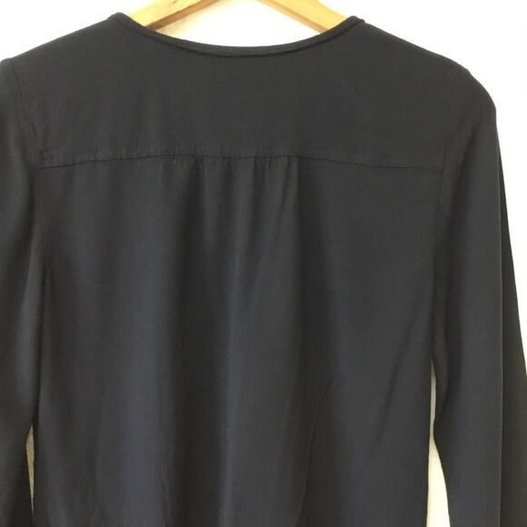 Abercrombie & Fitch Black V-Neck Crop Top - Picture 9 of 12